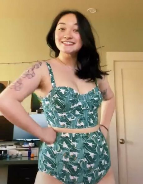 Mxmtoon free pornstar images