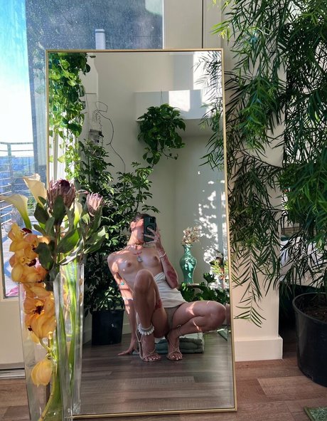 Vanessavenus21 art pornstar pics