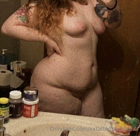 xxtattedbaddiexx nude model picture