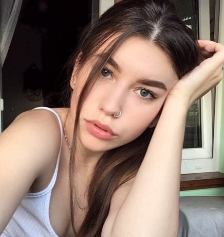 Marishkasexy star high quality archive