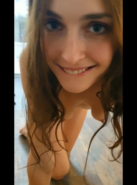 Koketochka555 pornstar hot images