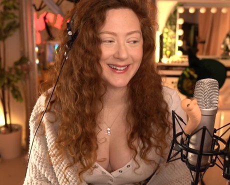 EmmaGraceGuitar hot pornstar pictures