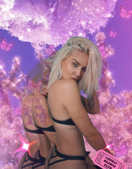 Indianathegirl nude model images