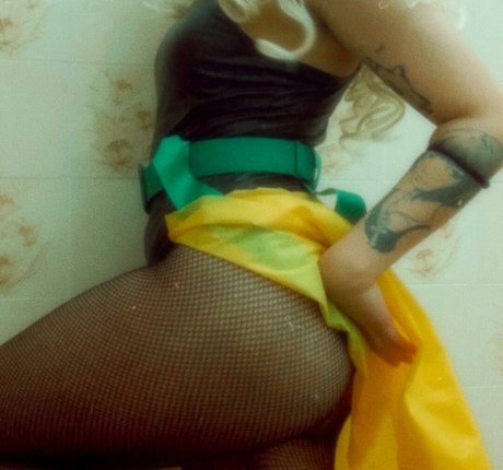 sayu zx naked star pic