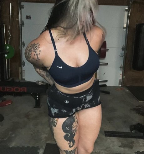 Professionalweakgirl model exclusive photos