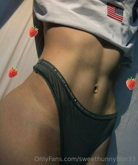 thesweetestsinner pretty model photo