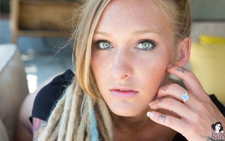 _mandalove_ adult actress photos