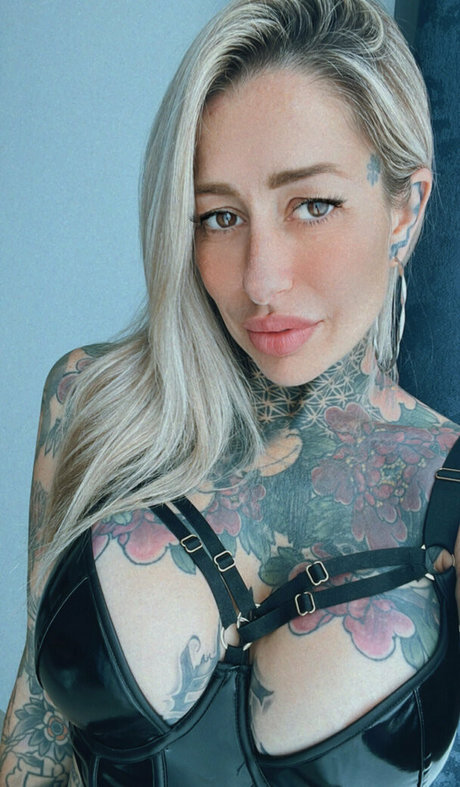 inkedgigi perfect pornstar picture