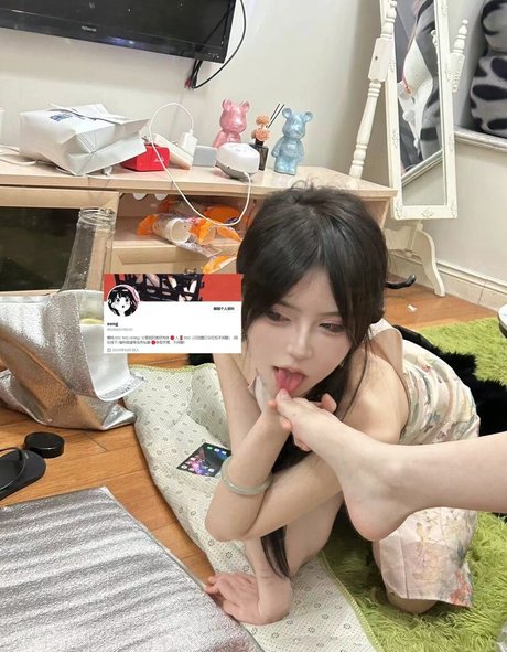 SS95577233 star adult image