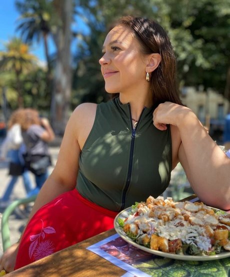 Eliza Butterworth xxx model pictures