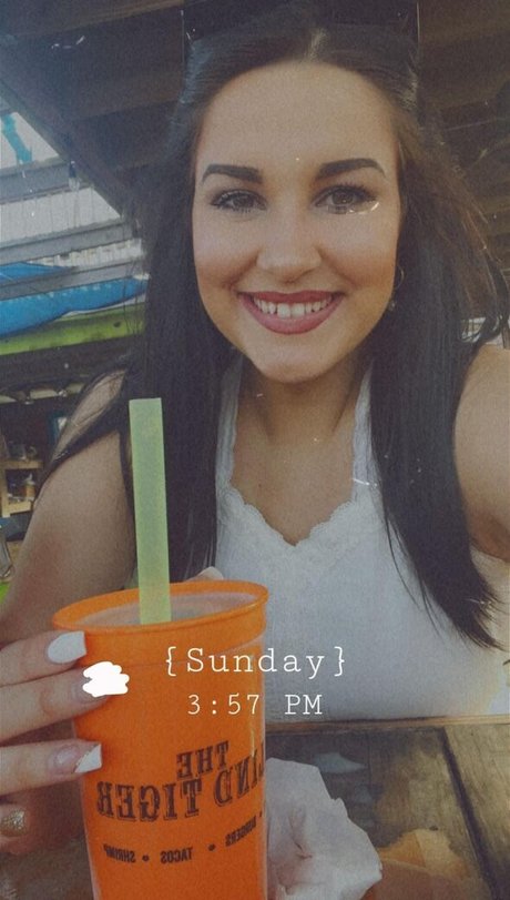 Aisley Montgomery pornstar hot pictures