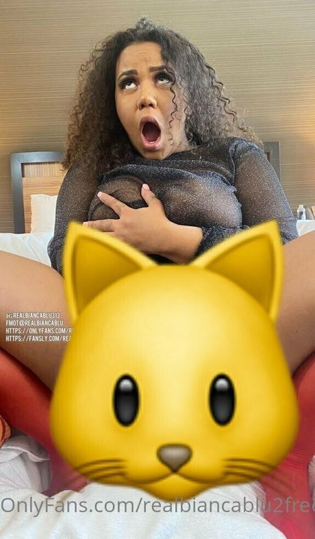 realbiancablu2free model adult pics