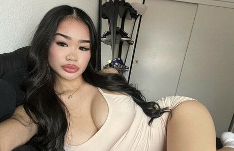 Althizy hd model galleries