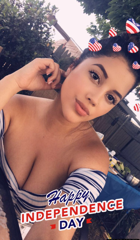 Rocio Aponte beautiful star pics