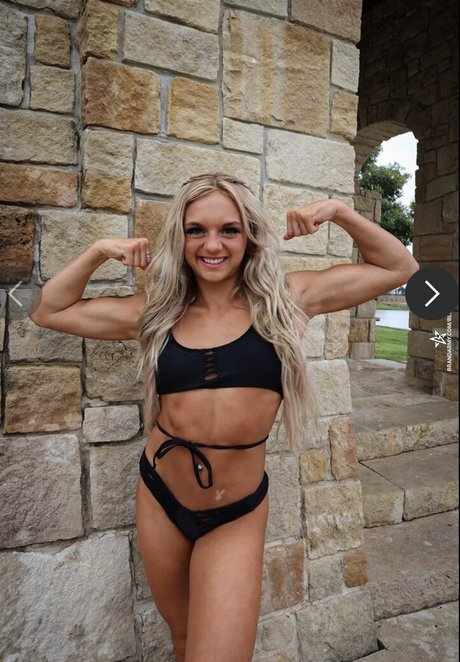 BrandArmy model best photos