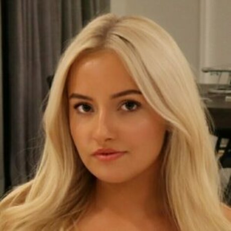 Georgiee Johnston pornstar top pics