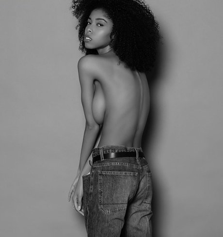 Kira Imani pornographic star picture