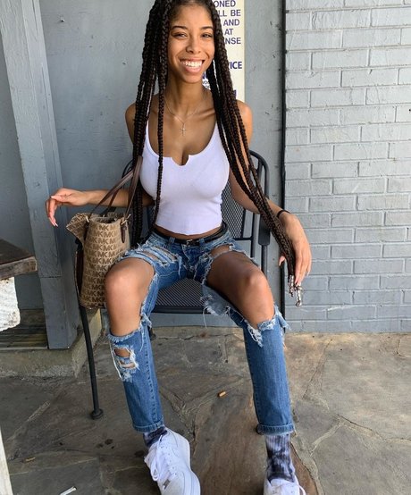 Kira Imani beautiful model photos