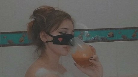 Osamochka perfect star image