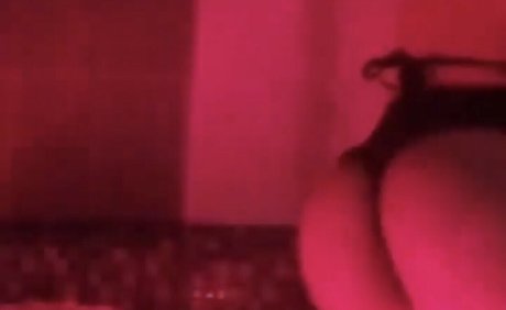 Osamochka hd pornstar image