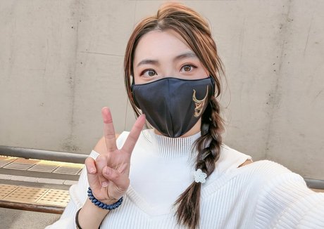 OniGiri sex star photos