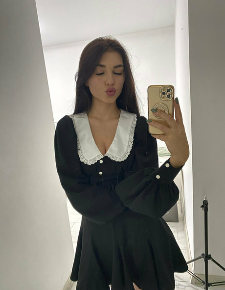 milana diamond model nude gallery