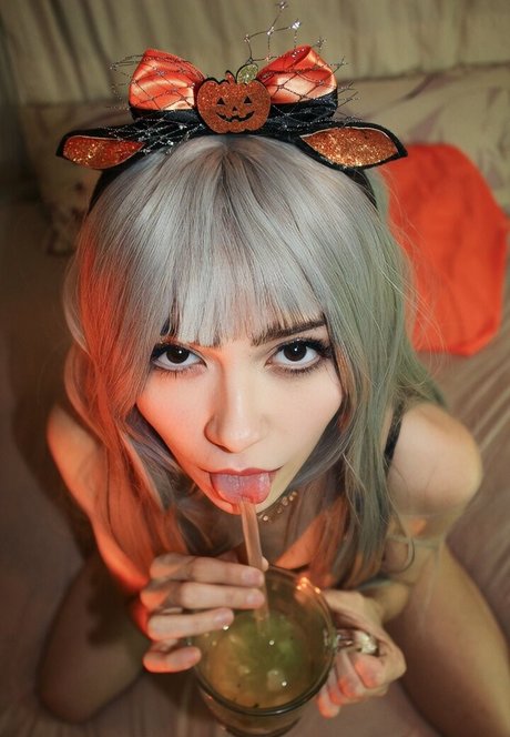 Joice Gomes sexy actress gallery