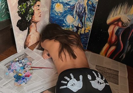 Solllomia erotic model pictures