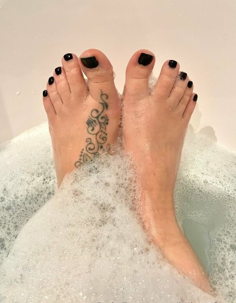 Britty feet star sex picture