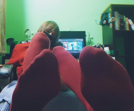 mythixtrap exclusive pornstar image