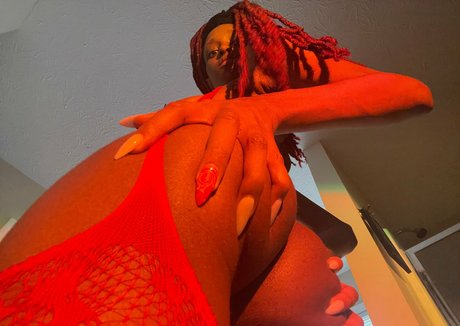 lothabear sex actress images