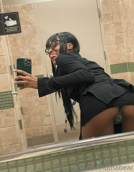 lothabear model erotic pics