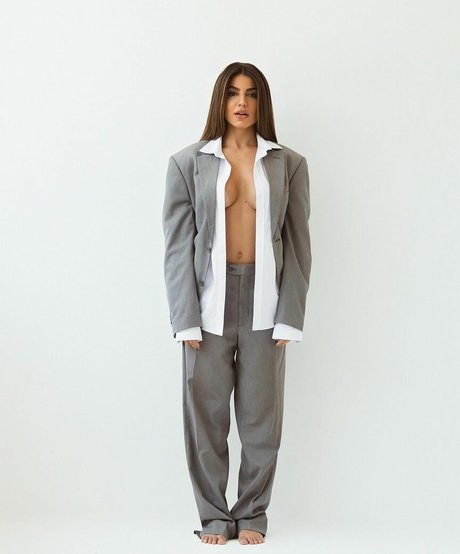 Hariany Almeida star art images