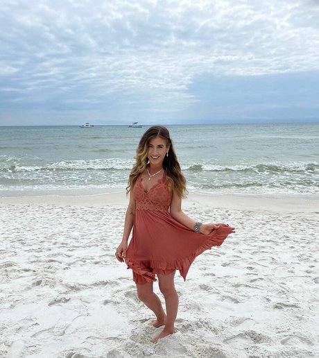 Lexi Tucker star erotic pictures