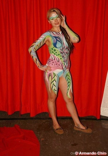 lexaaknox hot model picture