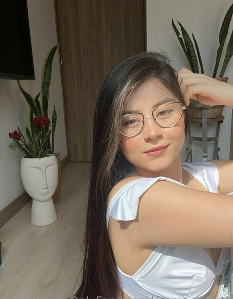 grant emma pornstar nude images