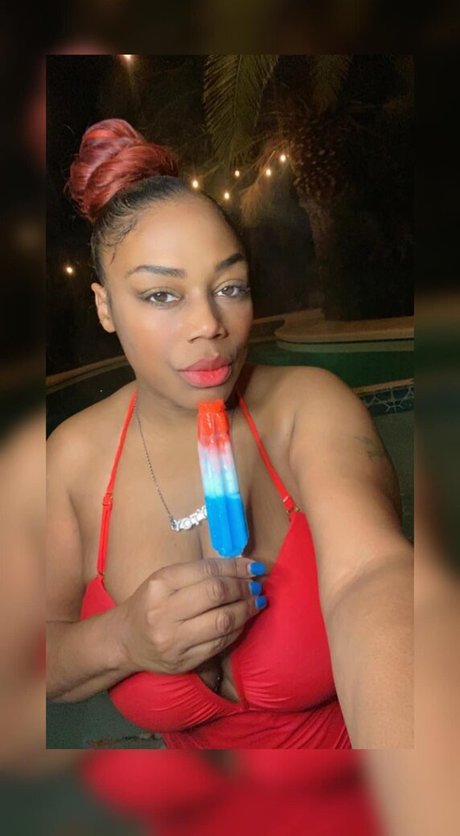 Long Tongue Fetish art actress pics