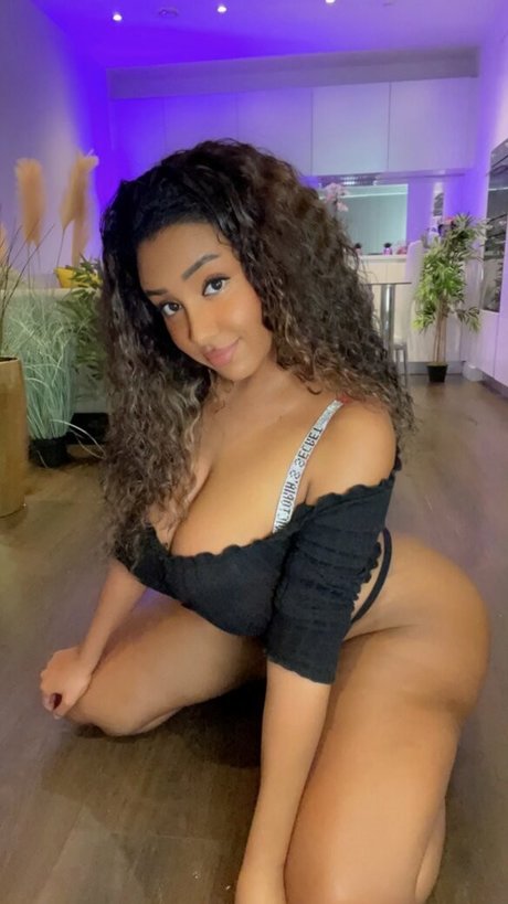 Fetish Unlocker star high quality pictures