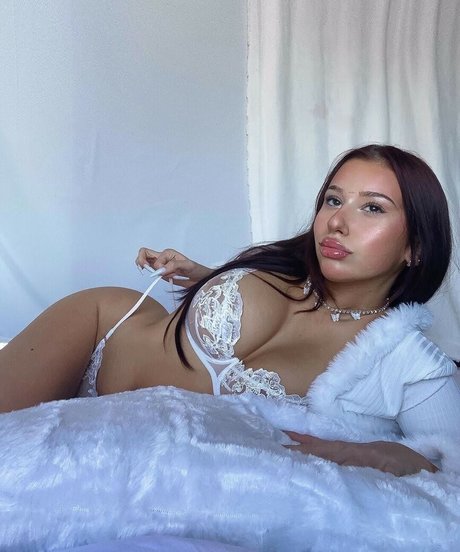 Hannahdenisee star high quality picture