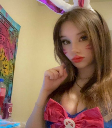 gonkgonk666 erotic pornstar photo