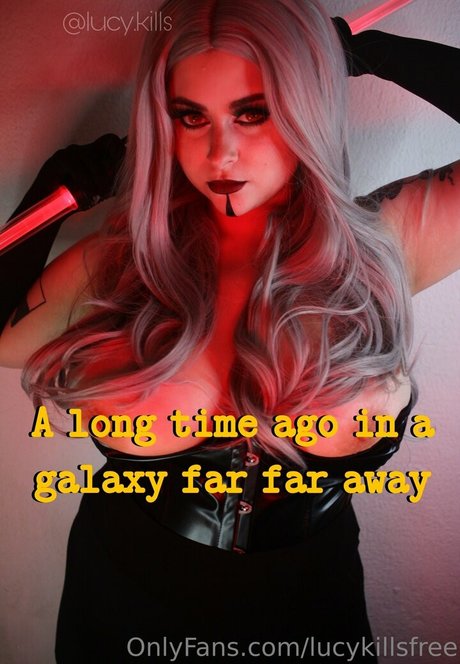 lucyskillsfree star nude picture