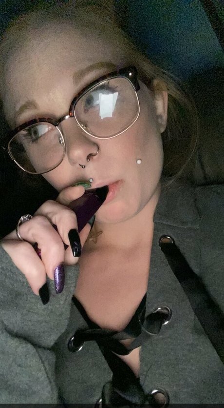 dabbingdarlin420 perfect actress photo