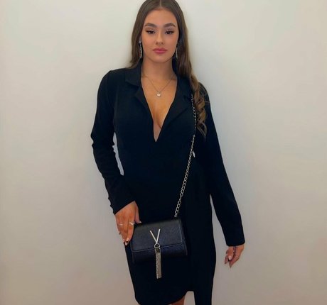 Sydney Etherington star free photos