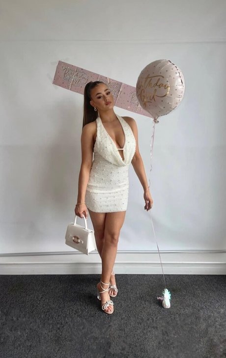 Sydney Etherington sexy pornstar pics