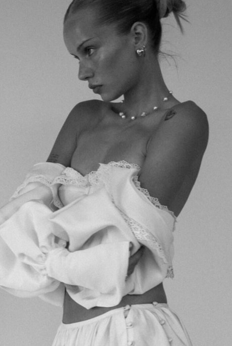 mega boobs onlyfans erotic pictures