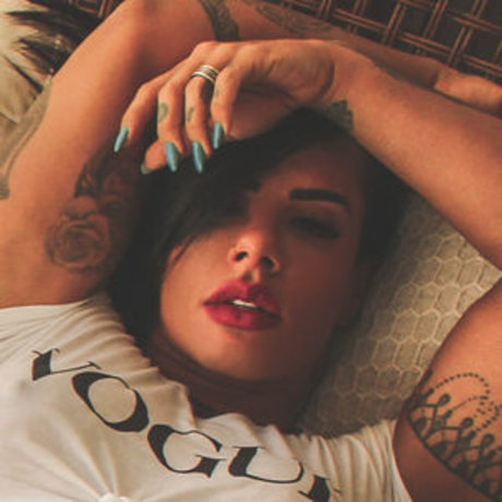 Sue Lasmar model porn pictures