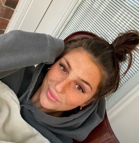 Abbey Wilson pornstar nude picture