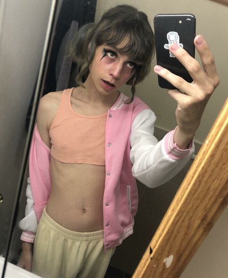 Cd Bell nice star photo