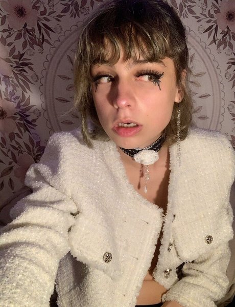 Cd Bell star best pics