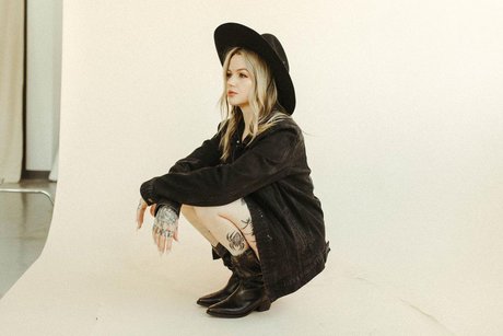 ohioliz model xxx photo